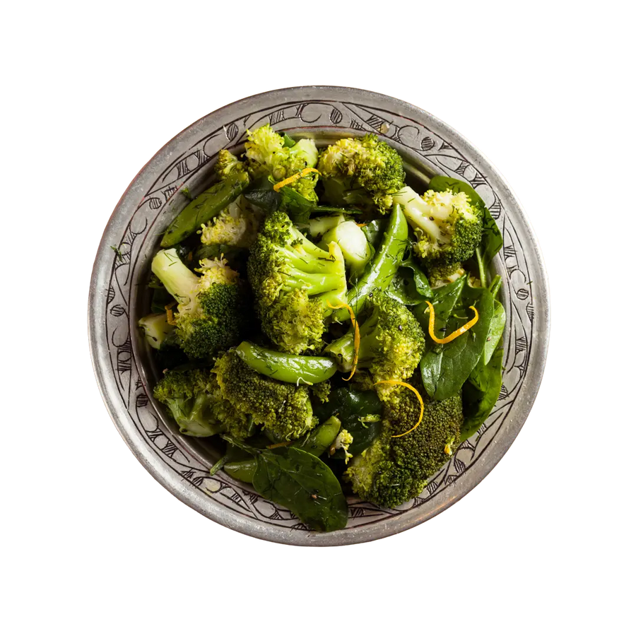 Broccoli and spinach salad with orange zest, vegan cold side at En Route